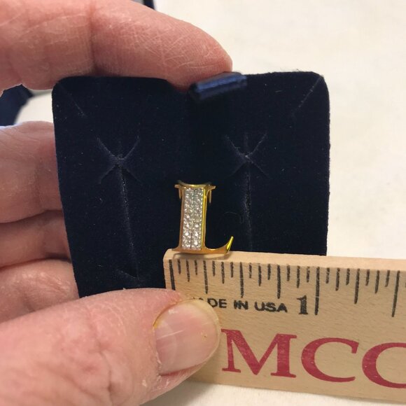 10K Diamond Accent Initial Pendant "L" In Velvet Box By Avon - Picture 8 of 15